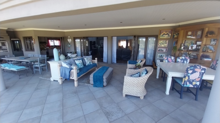 6 Bedroom Property for Sale in Deneysville Free State